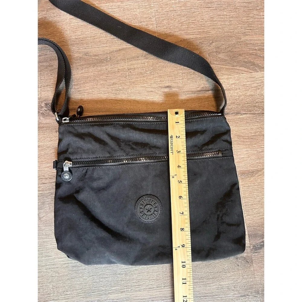 Kipling Crossbody Bag Womens Black Adjustable Strap Multi-Zip Pockets